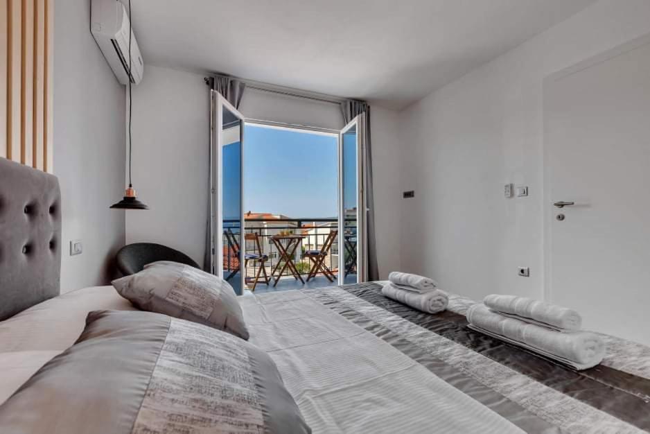 Apartments Rose Baška Voda Exteriör bild